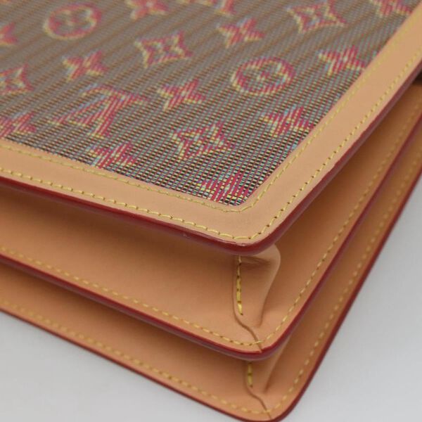 Louis Vuitton Dauphine