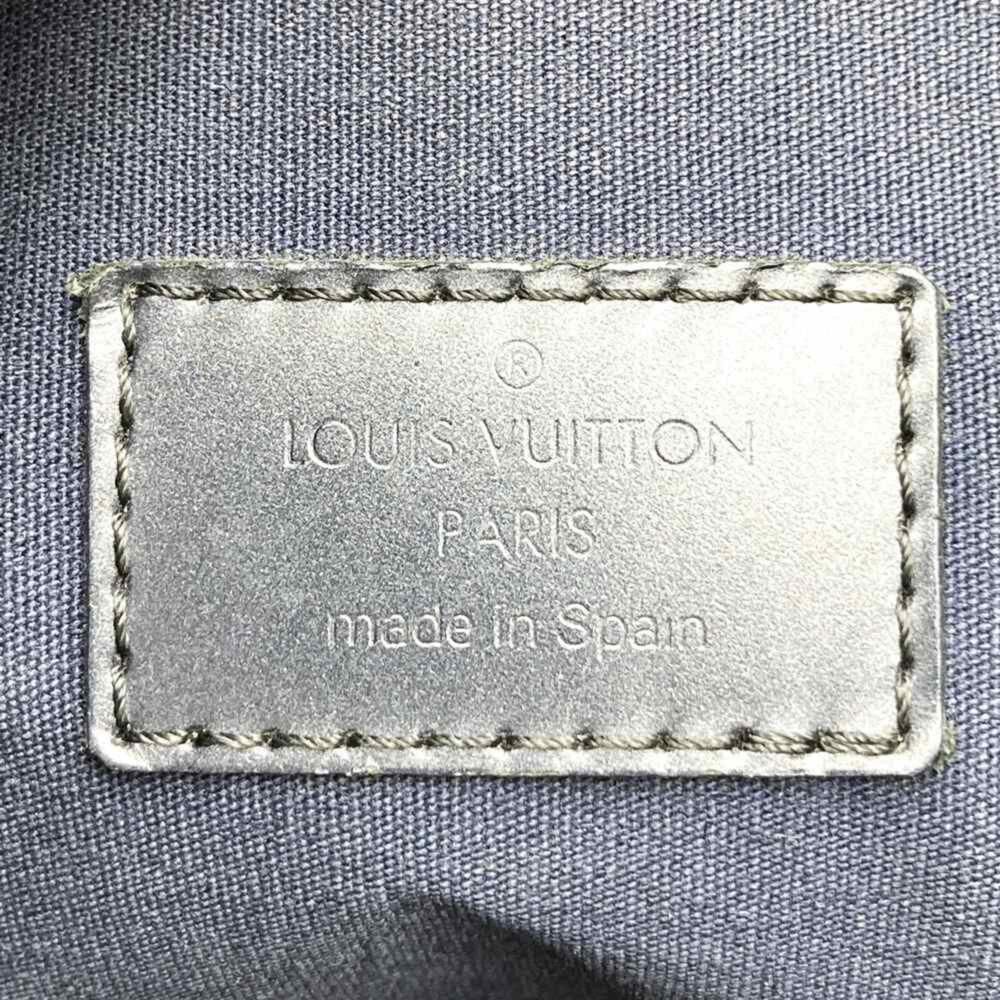 Louis Vuitton Shoulder Bags