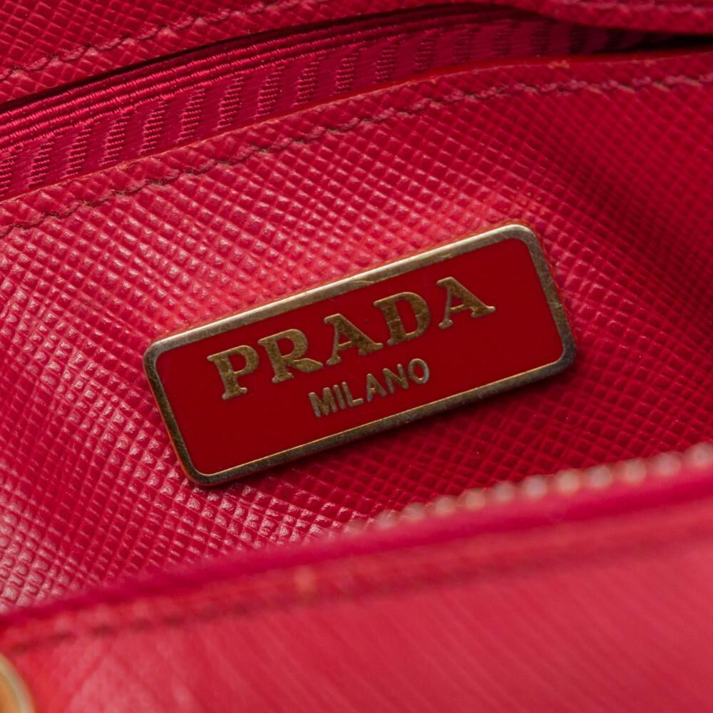 Prada Promenade