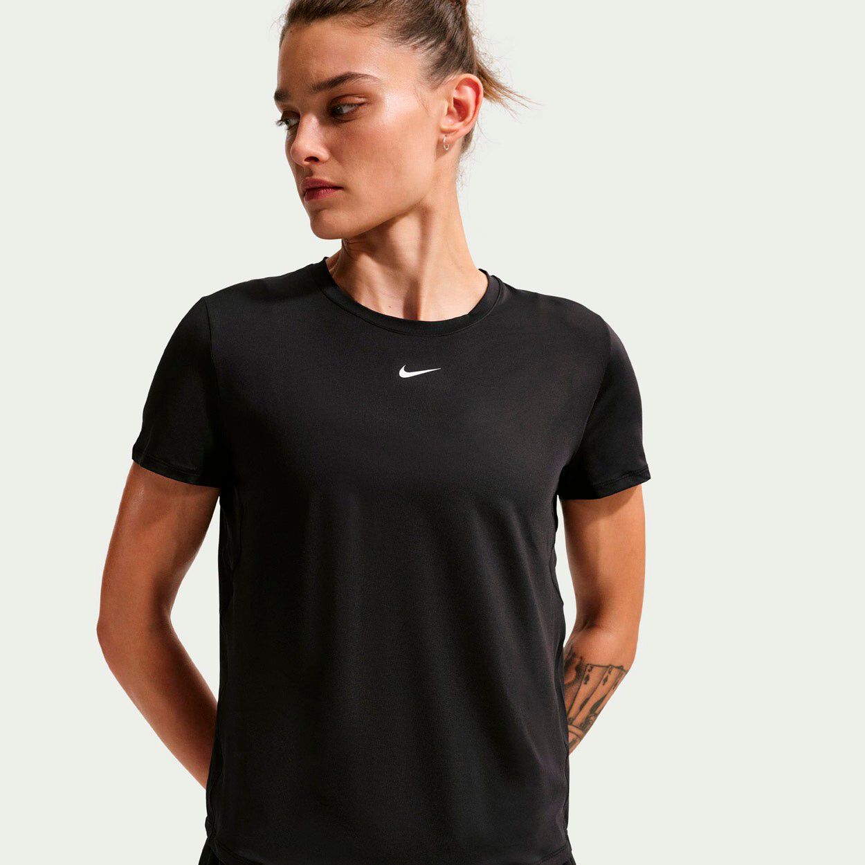 One Classic Dri-FIT L&oslash;be T-shirt