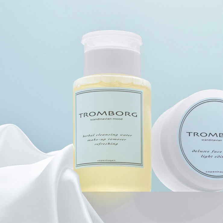 Herbal Cleansing Water Make-Up Remover Refreshing