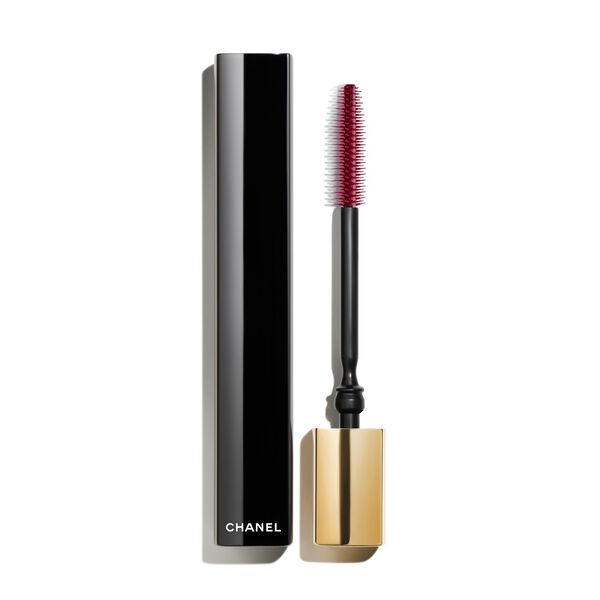 All-In-One Mascara: Volume, Length, Curl And Definition