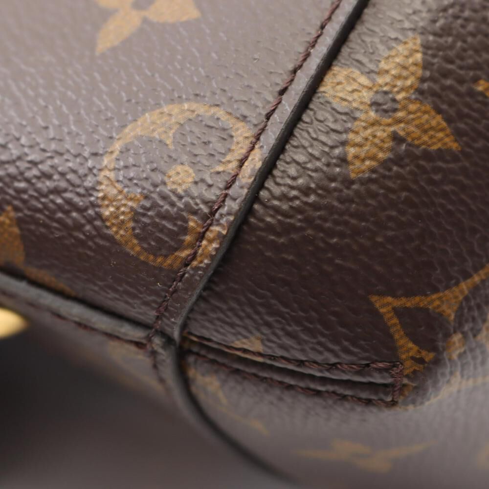 Louis Vuitton Montaigne