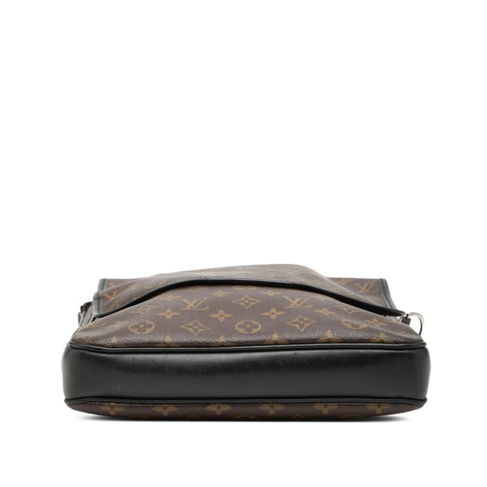 Louis Vuitton Crossbody Bag