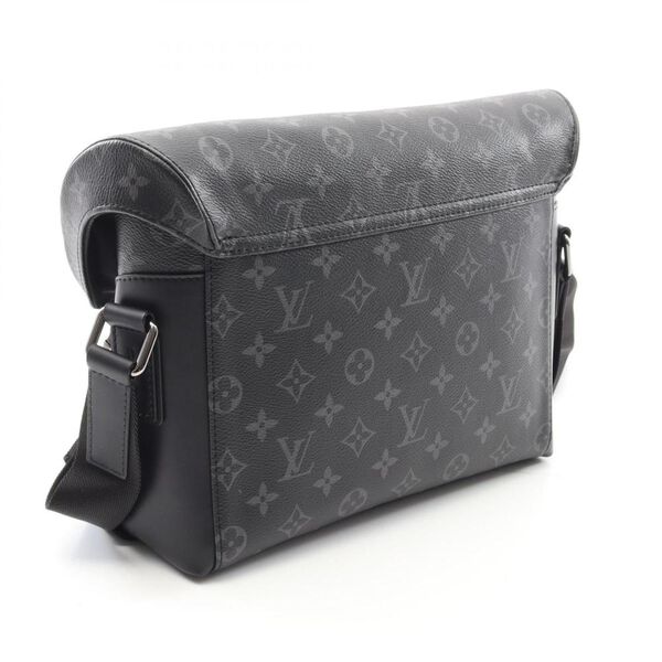 Louis Vuitton Messenger