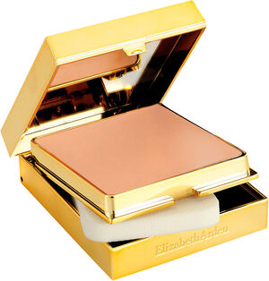 Flawless Finish Sponge-On Cream Makeup