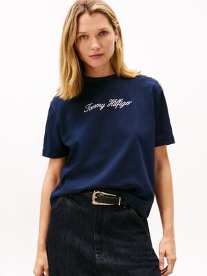 GOLD BTN SCRIPT MDRN SS TEE