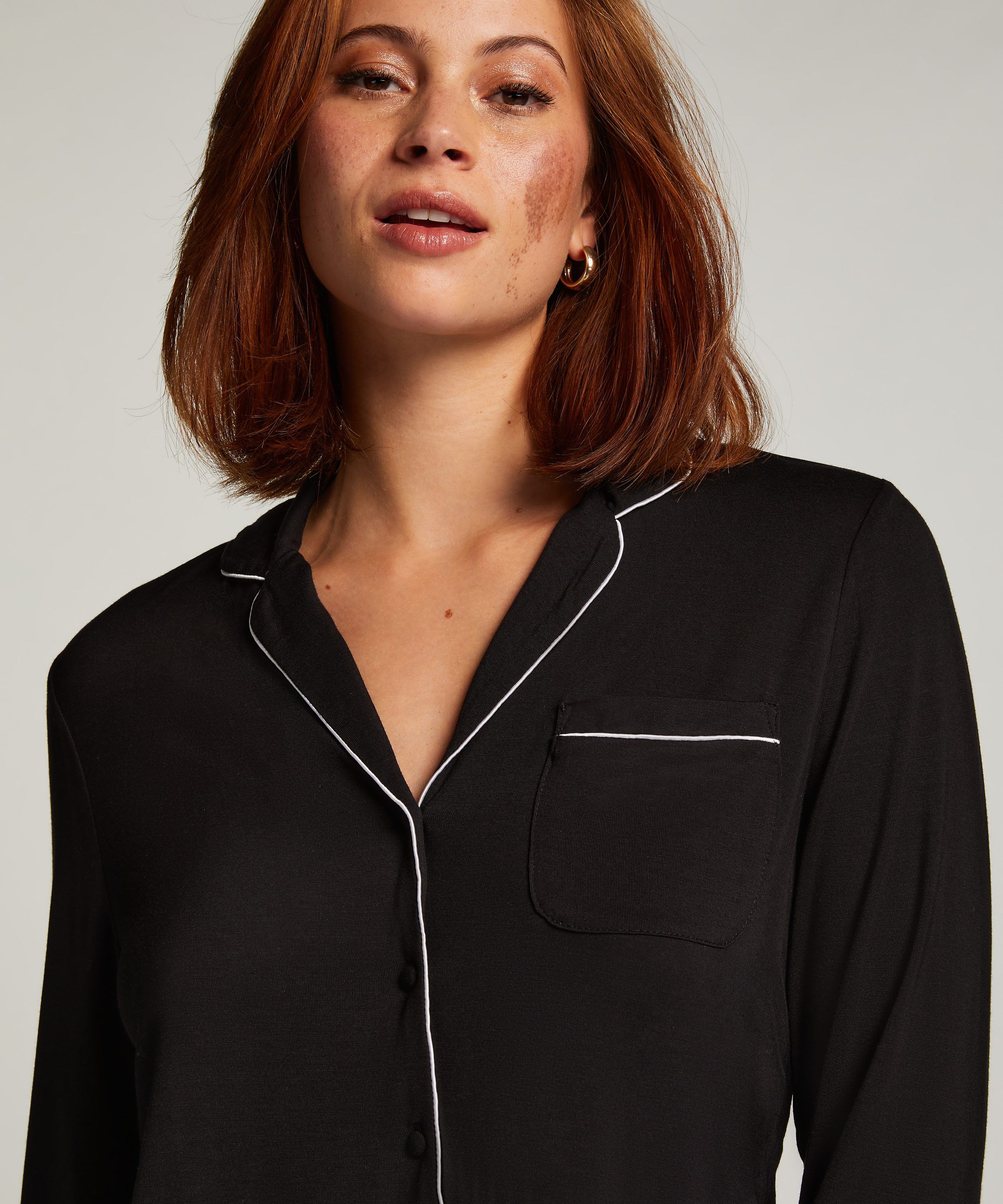 Essential Jersey Long-Sleeved Jacket