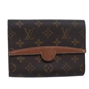Louis Vuitton Clutch