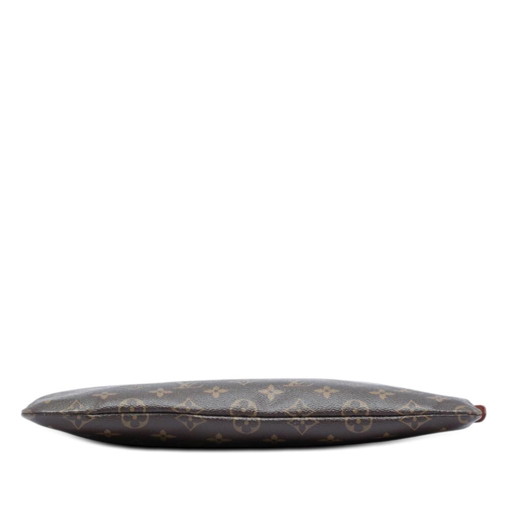 Louis Vuitton Clutch