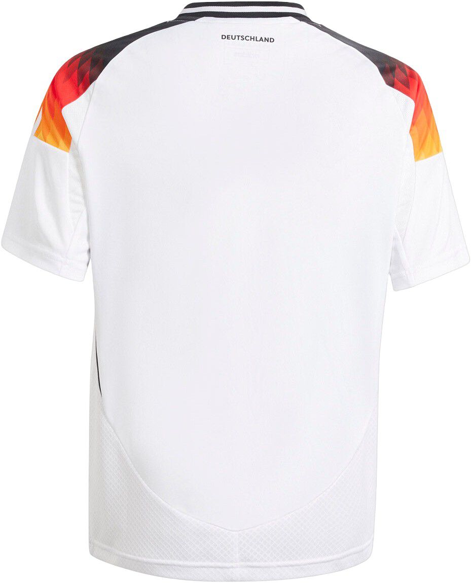 Tyskland 24 hjemmebanetr&oslash;je