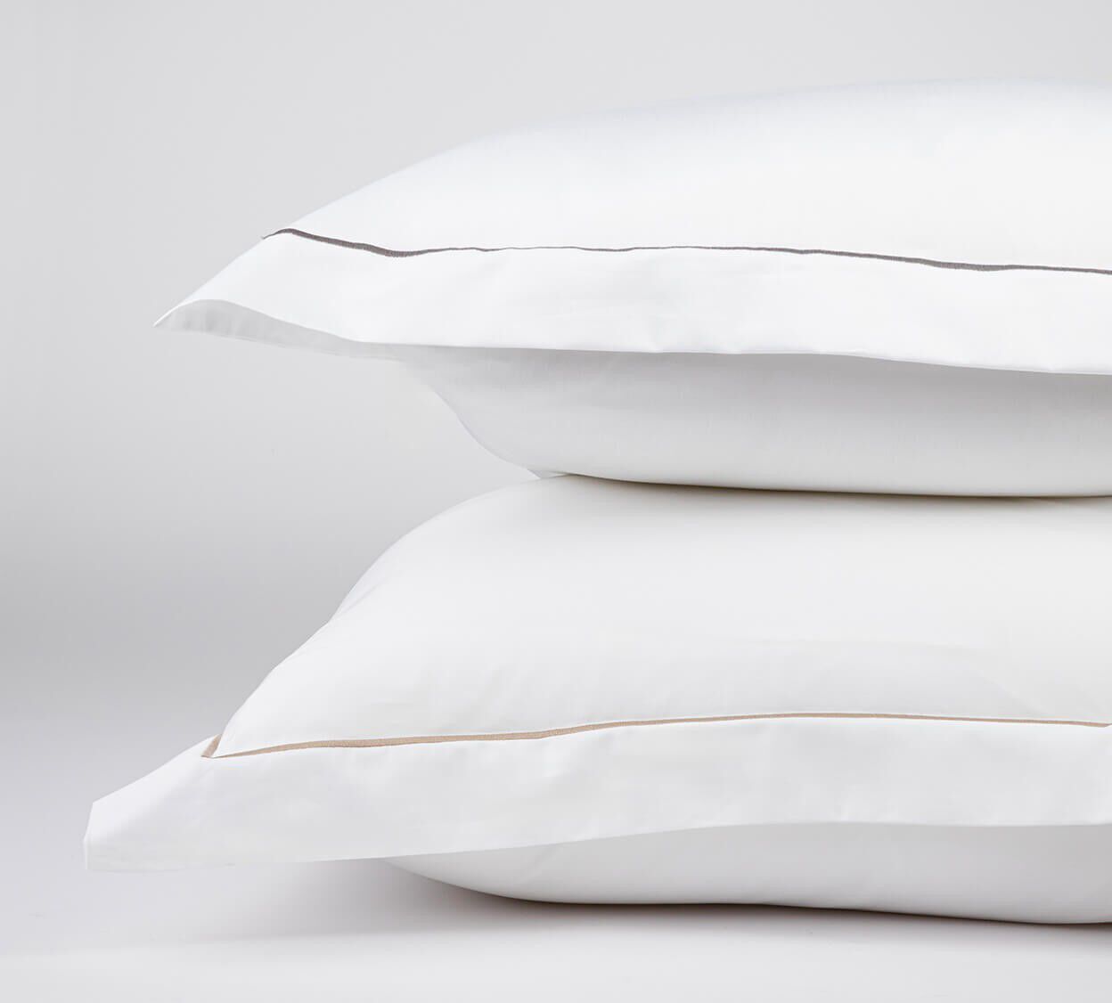 Egyptisk senges&aelig;t med broderet stikning