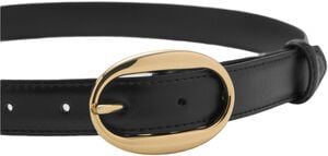 Oval buckle belt