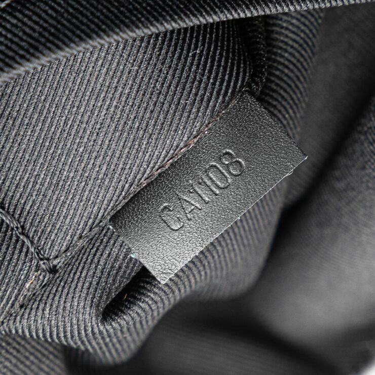 Louis Vuitton Messenger