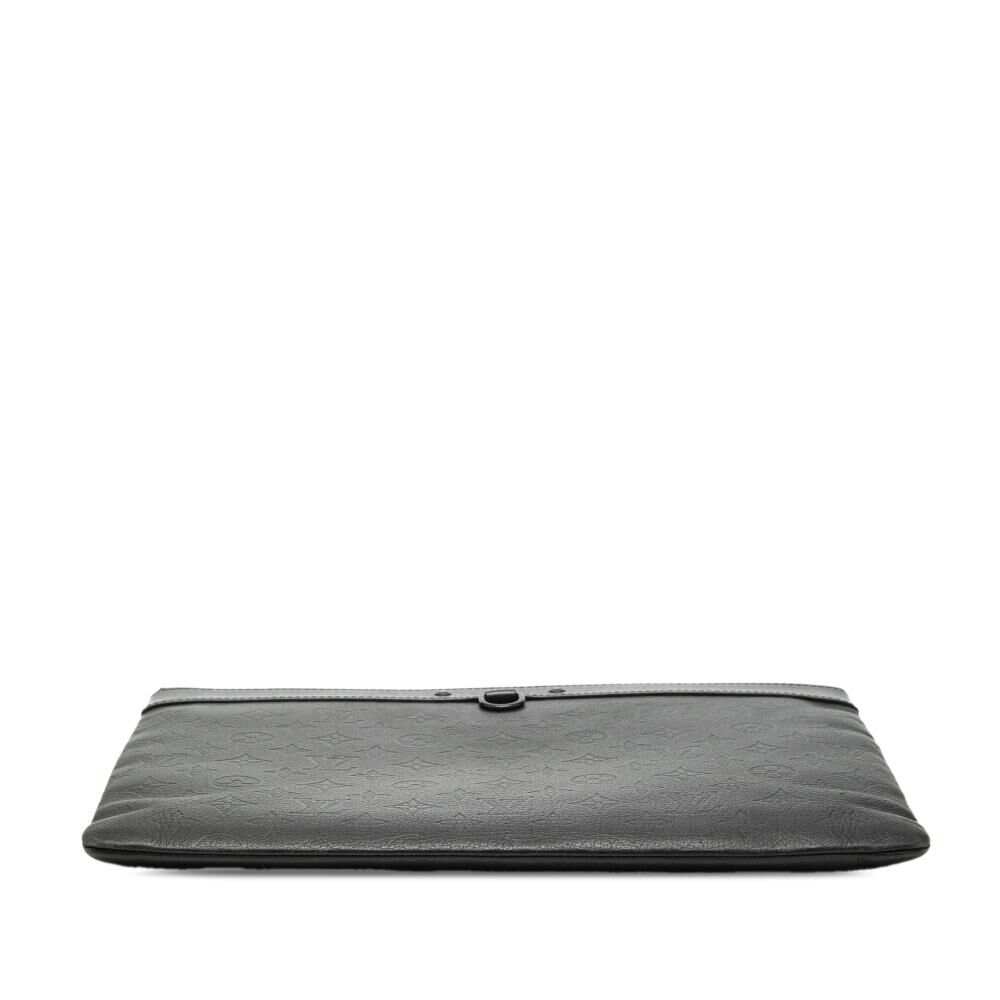 Louis Vuitton Clutch