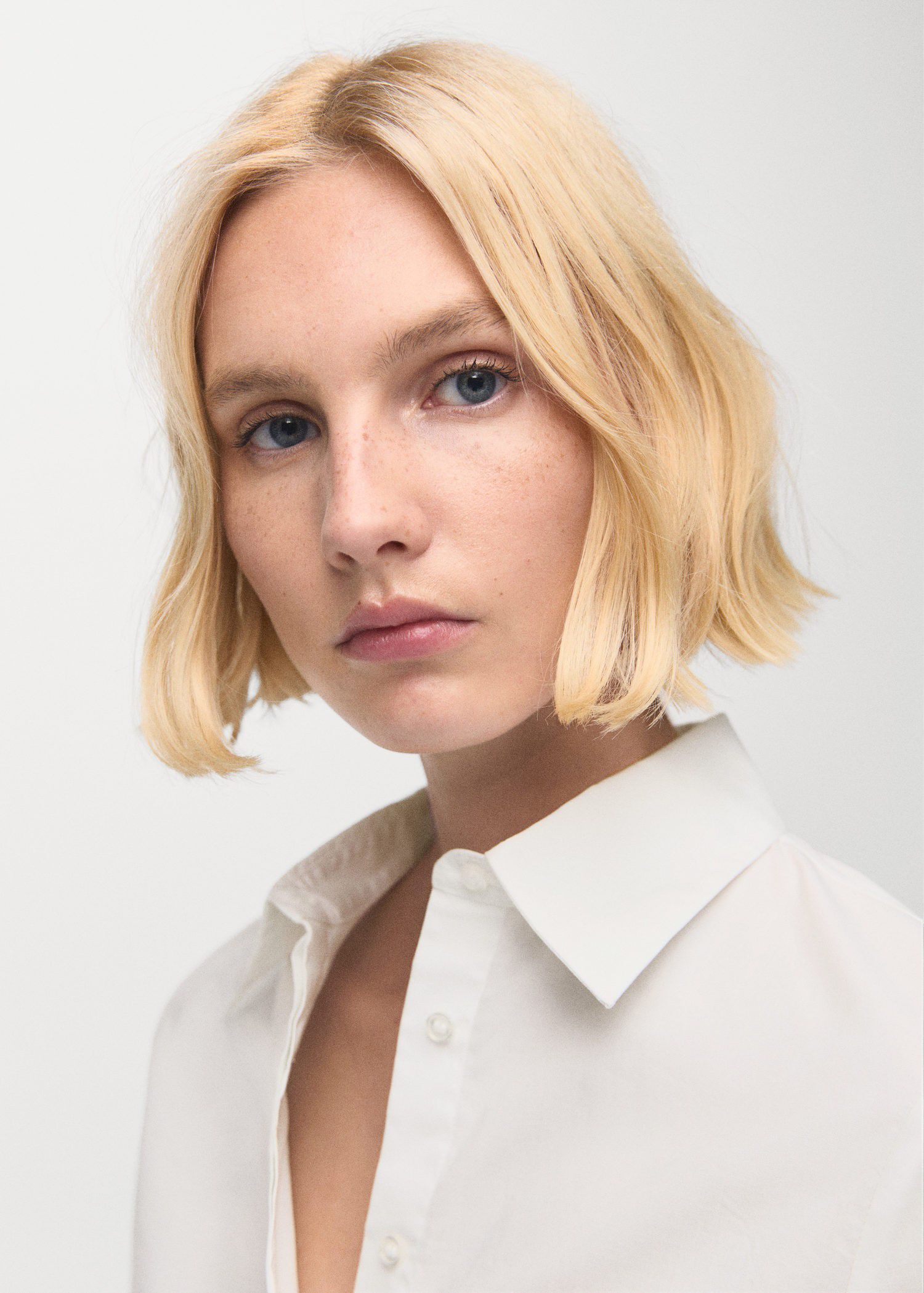 Slim-fit poplin shirt