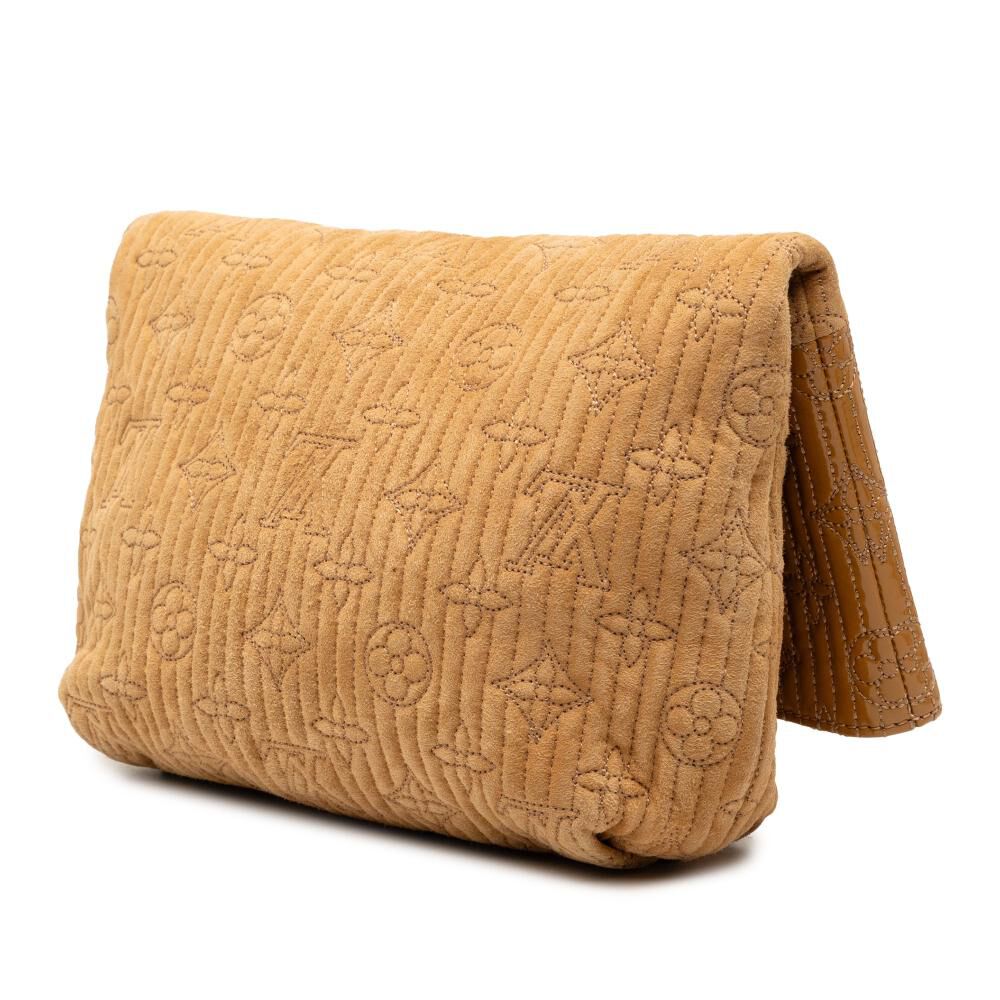 Louis Vuitton Clutch