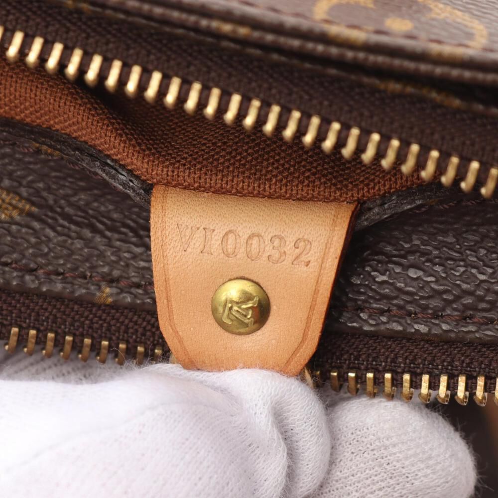 Louis Vuitton Shoulder Bags