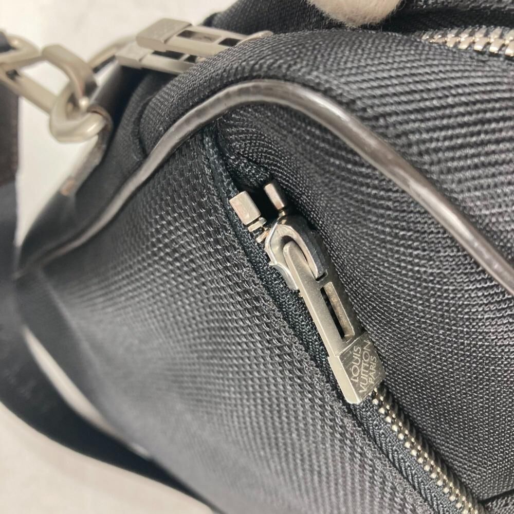 Louis Vuitton Damier Geant Associe