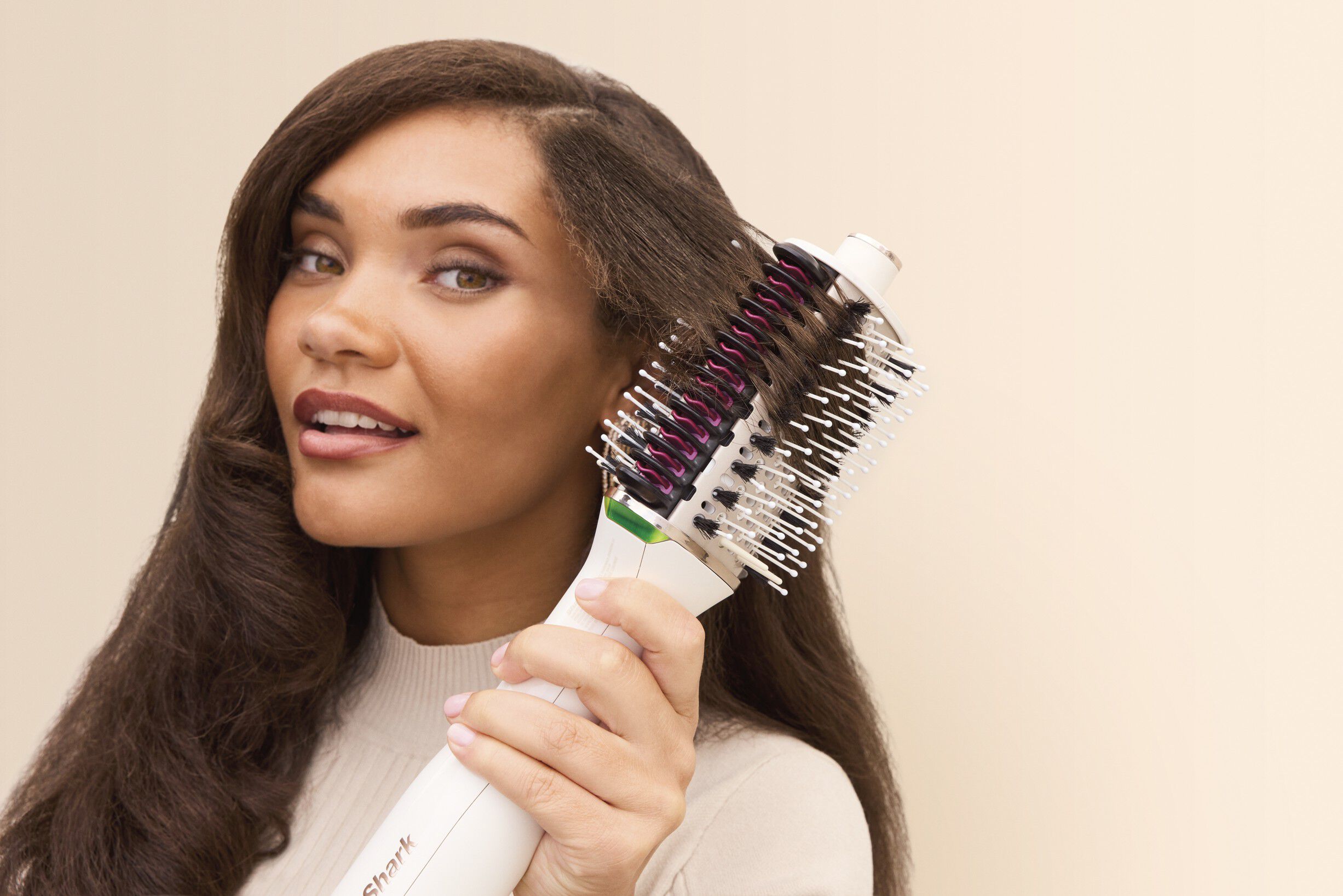 Shark SmoothStyle HT202EU Heated Brush & Smoothing Comb