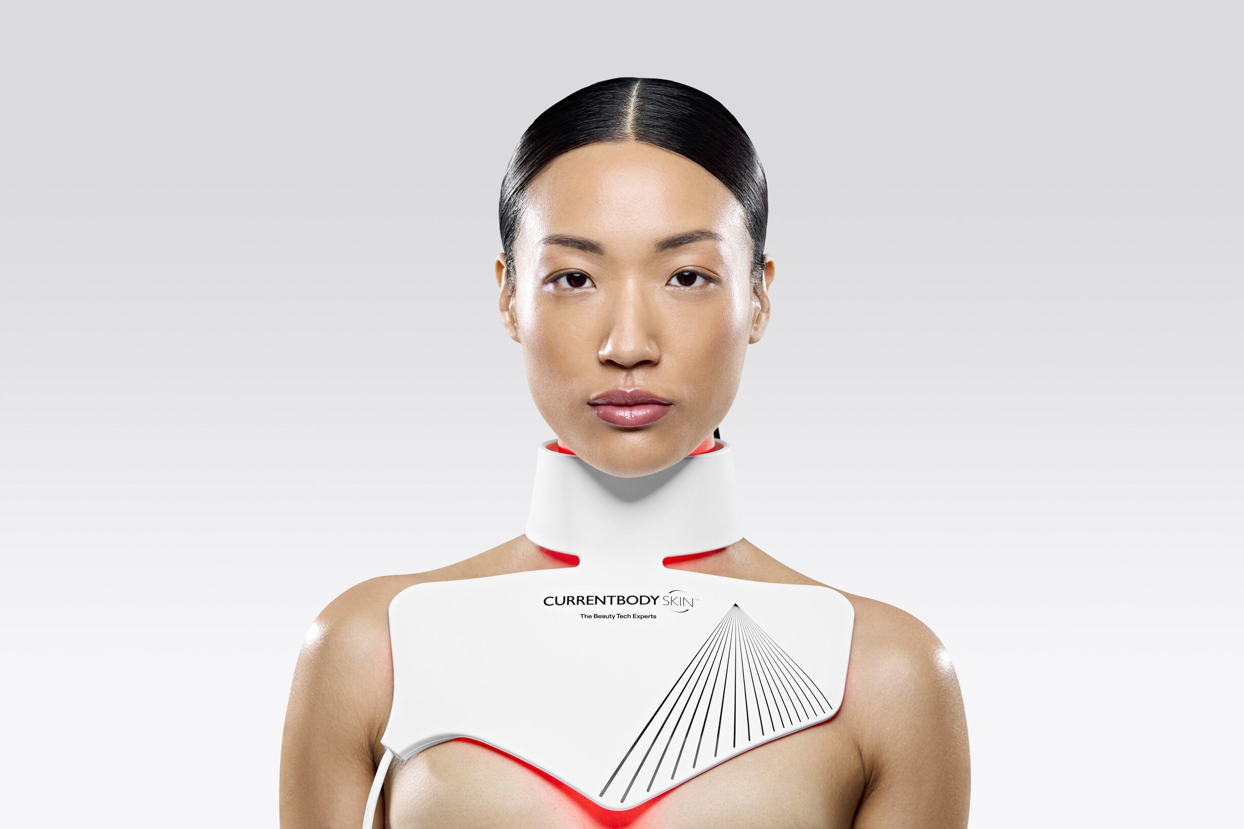 Currentbody Skin LED Neck and Dec Perfector: Series 2
