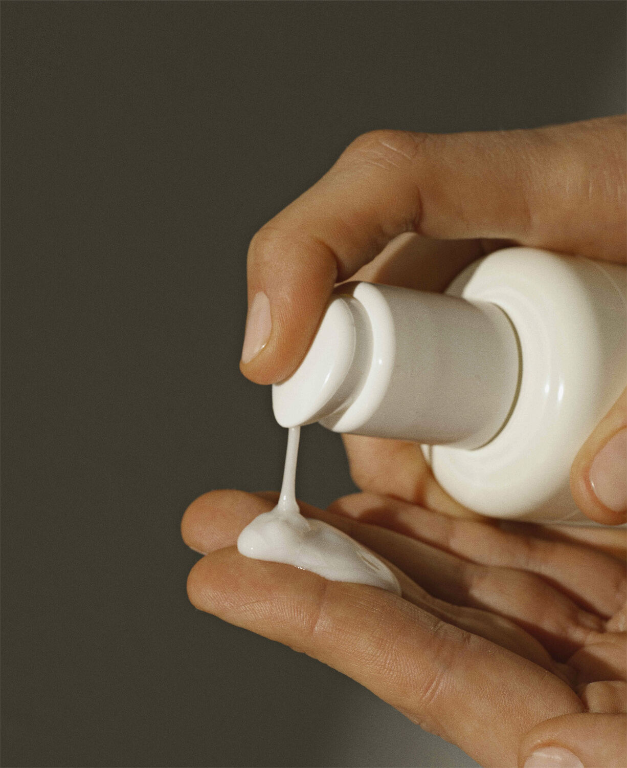 Cleanser - purifying milky face wash