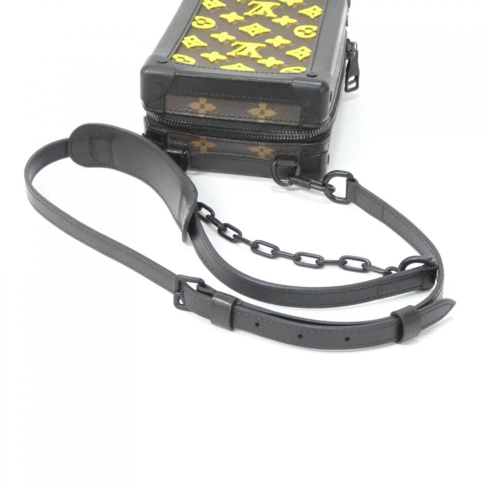 Louis Vuitton Shoulder Bags