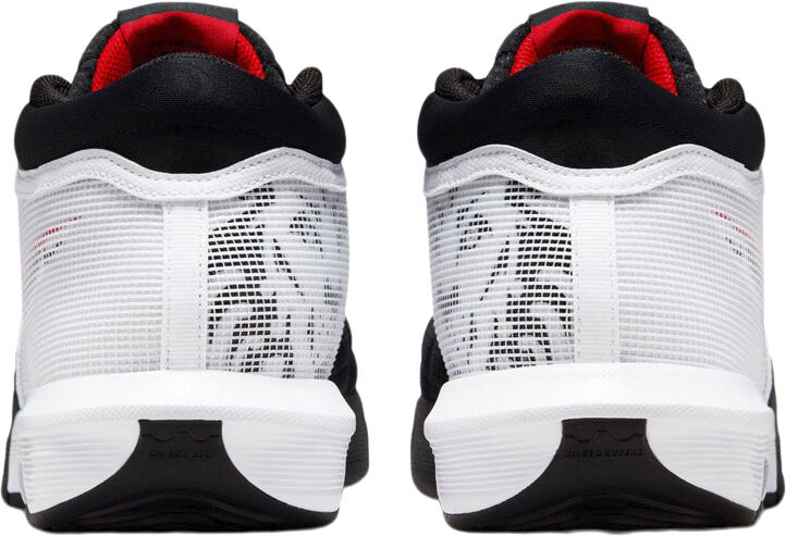 LEBRON WITNESS 8 BASKETBALL SH