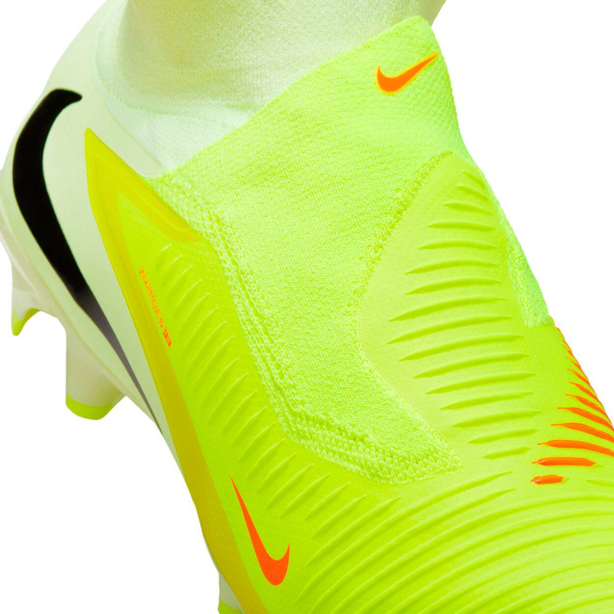 Phantom 6 Pro Fg Fodboldst&oslash;vler