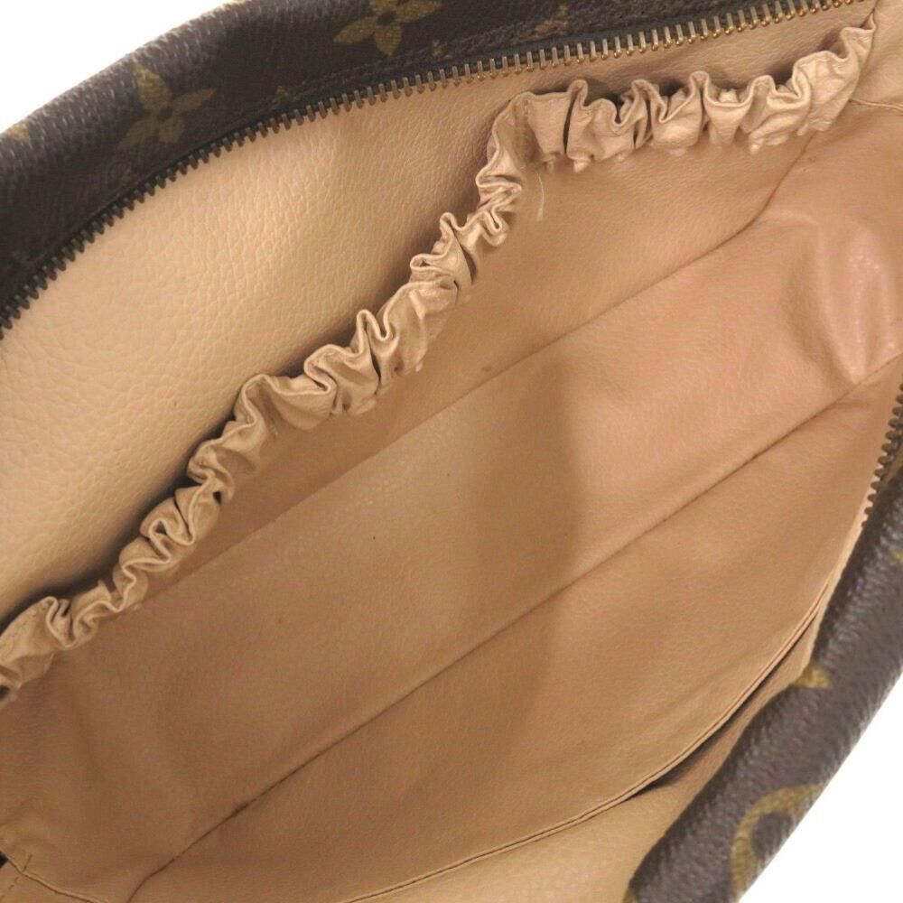 Louis Vuitton Clutch