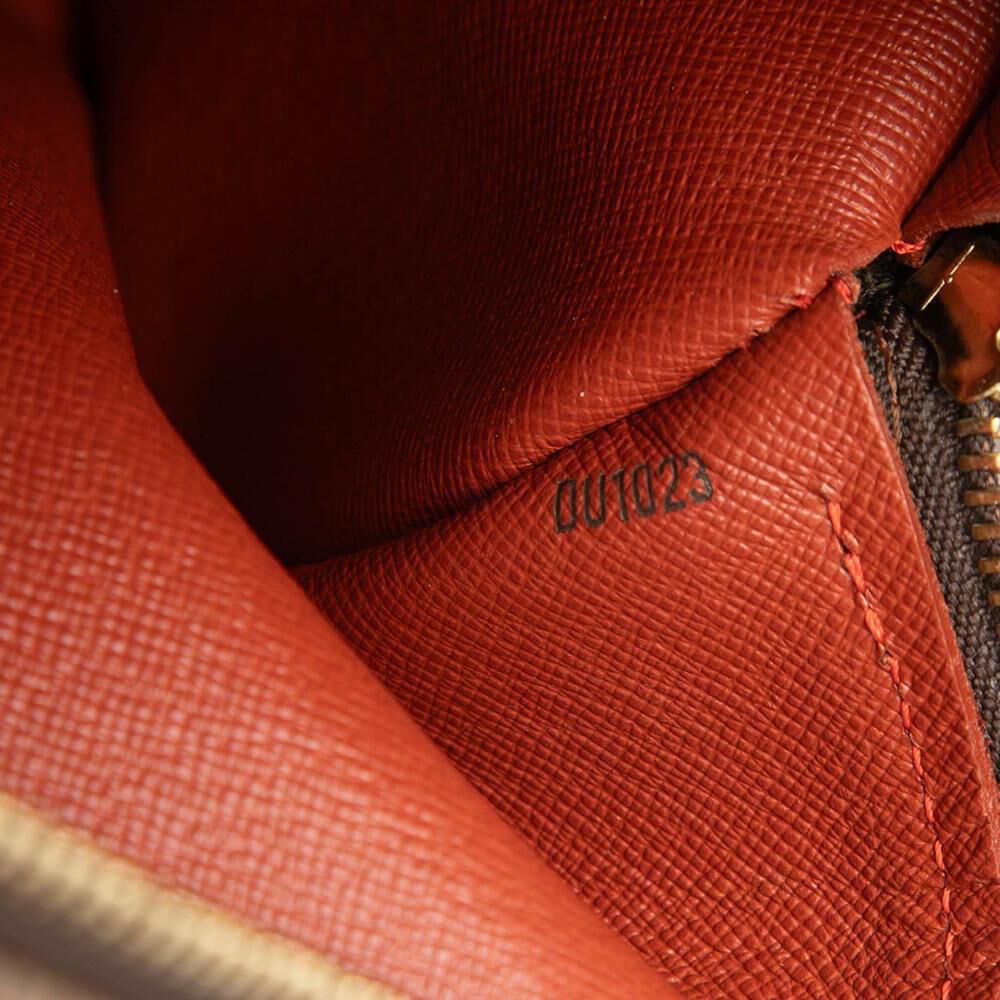 Louis Vuitton Papillon