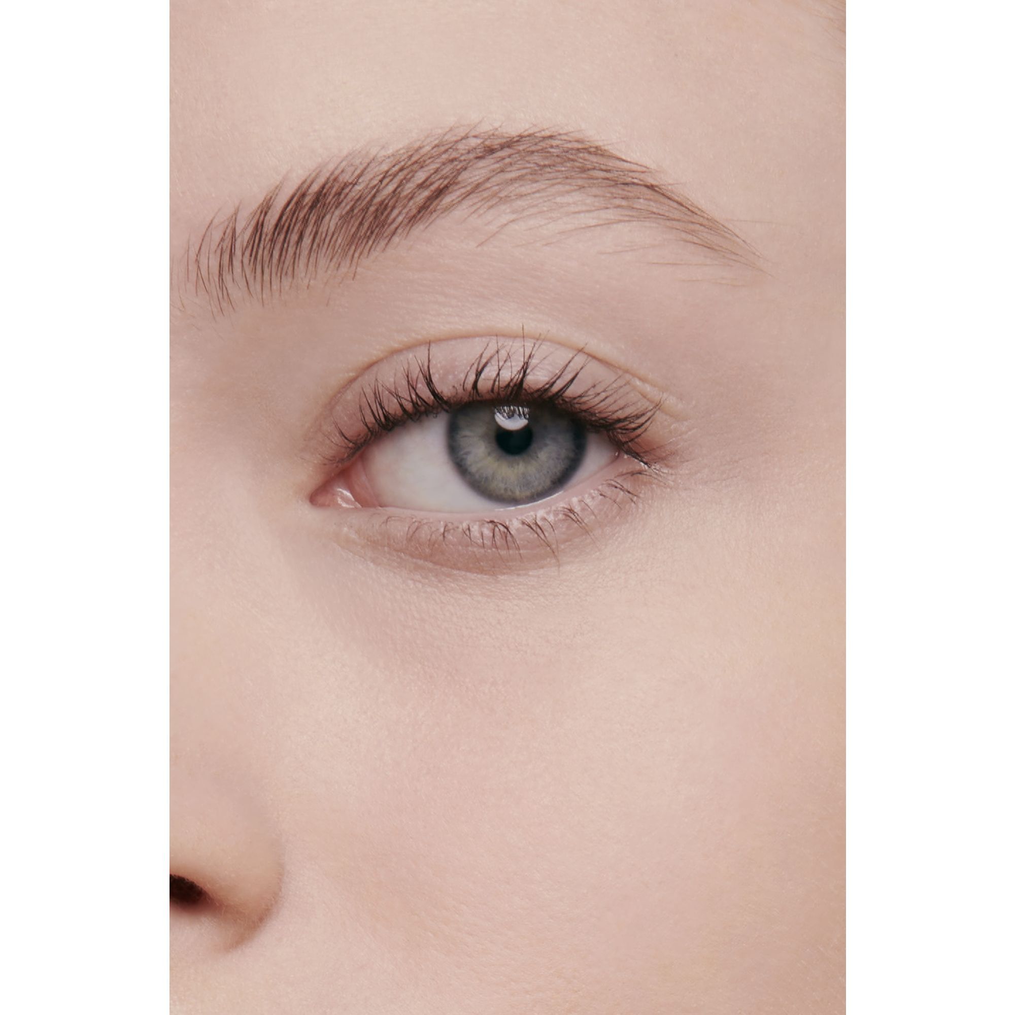 ULTRAWEAR  ALL-DAY COMFORT  FLAWLESS FINISH CONCEALER