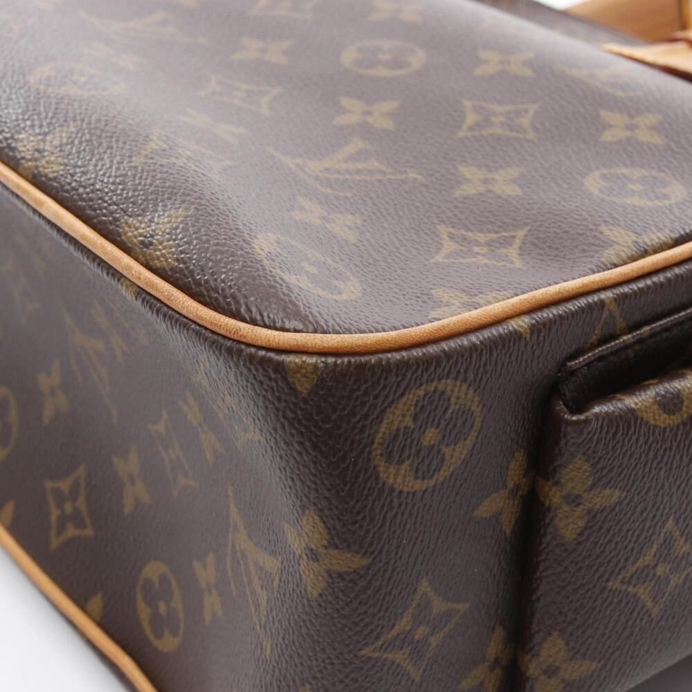 Louis Vuitton Tote