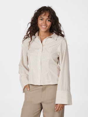 Rosa Solid Shirt