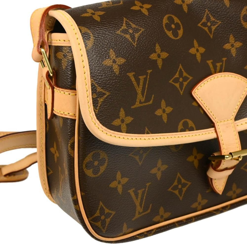 Louis Vuitton Sologne