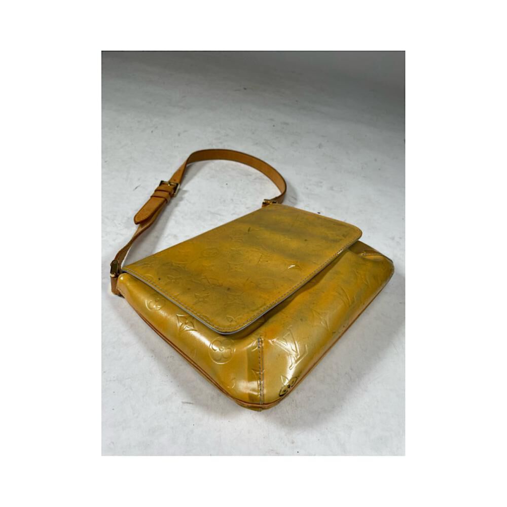 Louis Vuitton Shoulder Bags