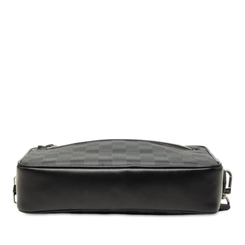 Louis Vuitton Clutch