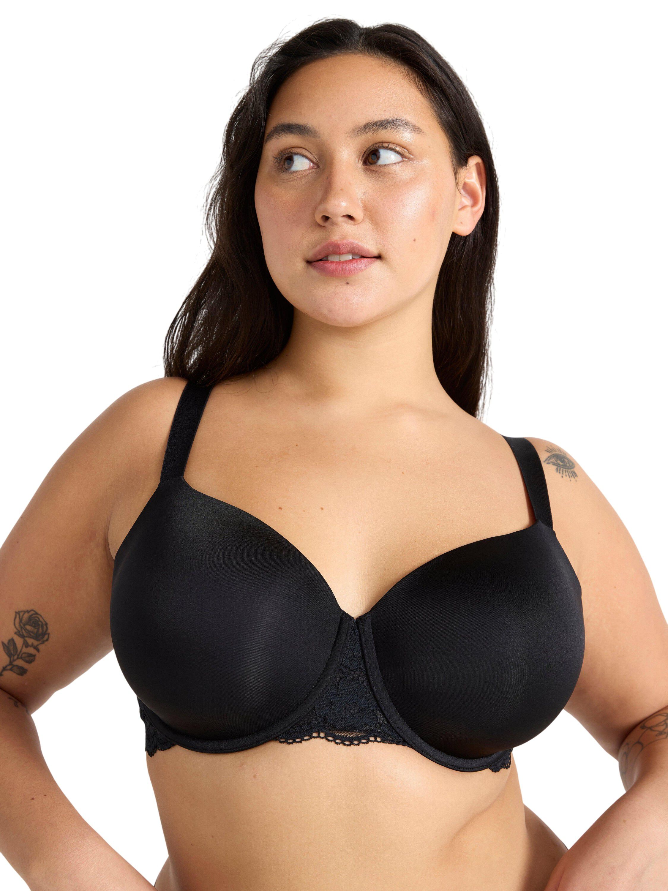 A padded t-shirt bra featuring grea