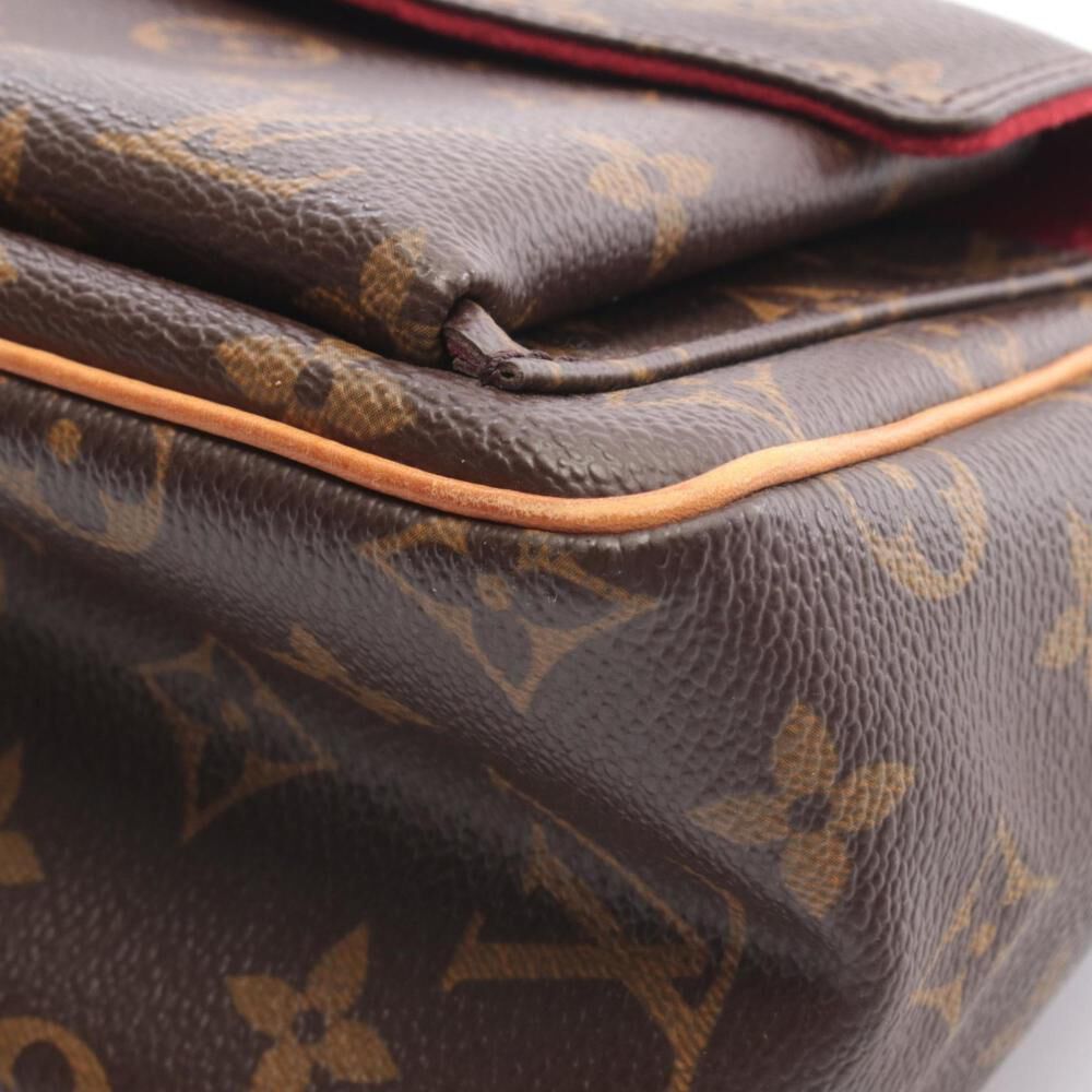 Louis Vuitton Shoulder Bags