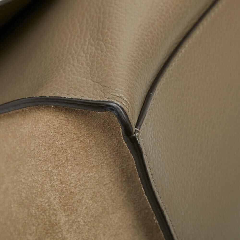 C&eacute;line Trapeze