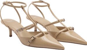 Heeled shoes with buckles