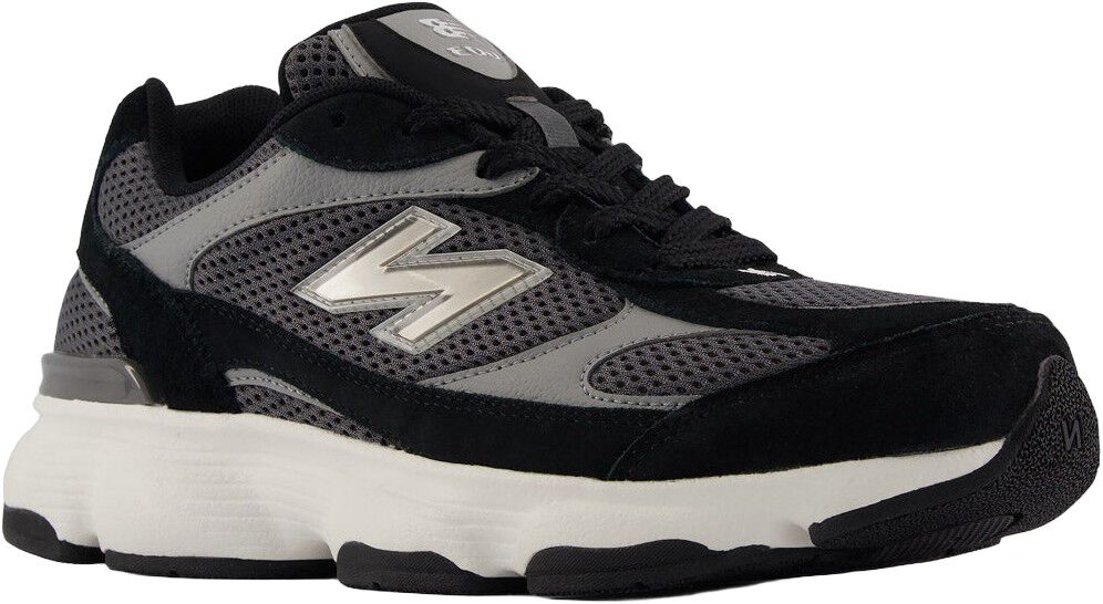 603 Sneakers