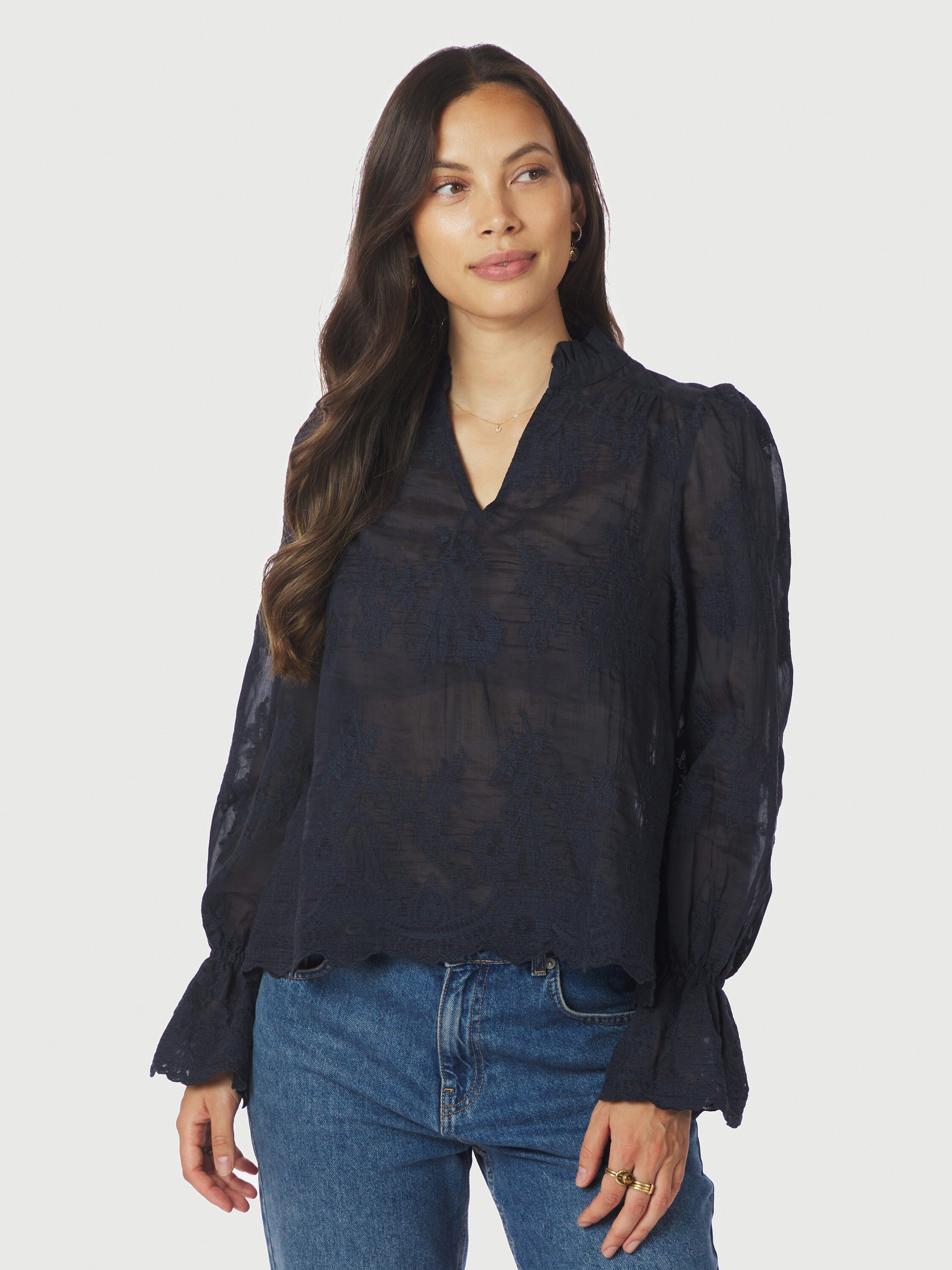 Amara Big Embroidery Blouse
