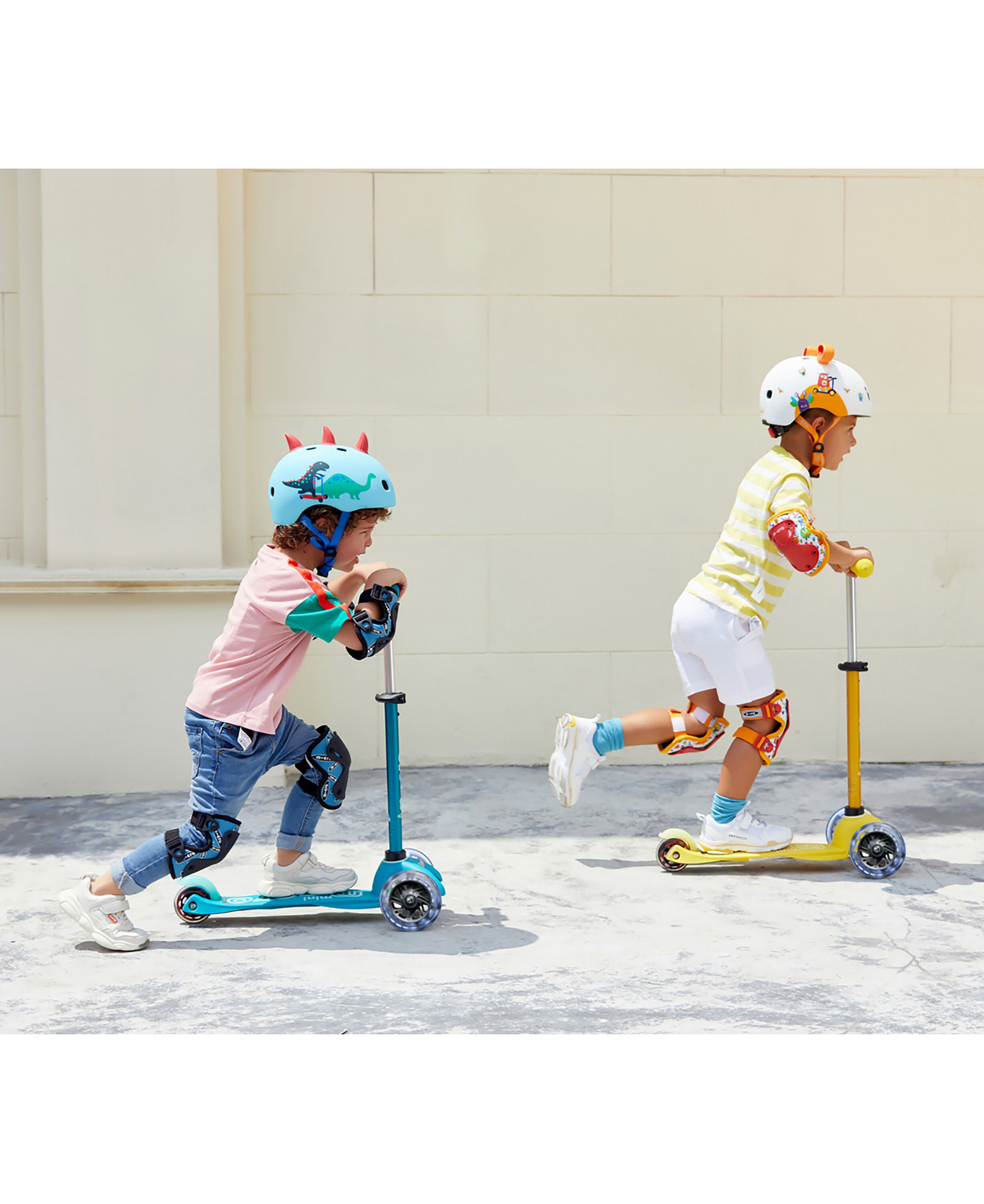 Micro - Hjelm - 3D Scootersaurus S
