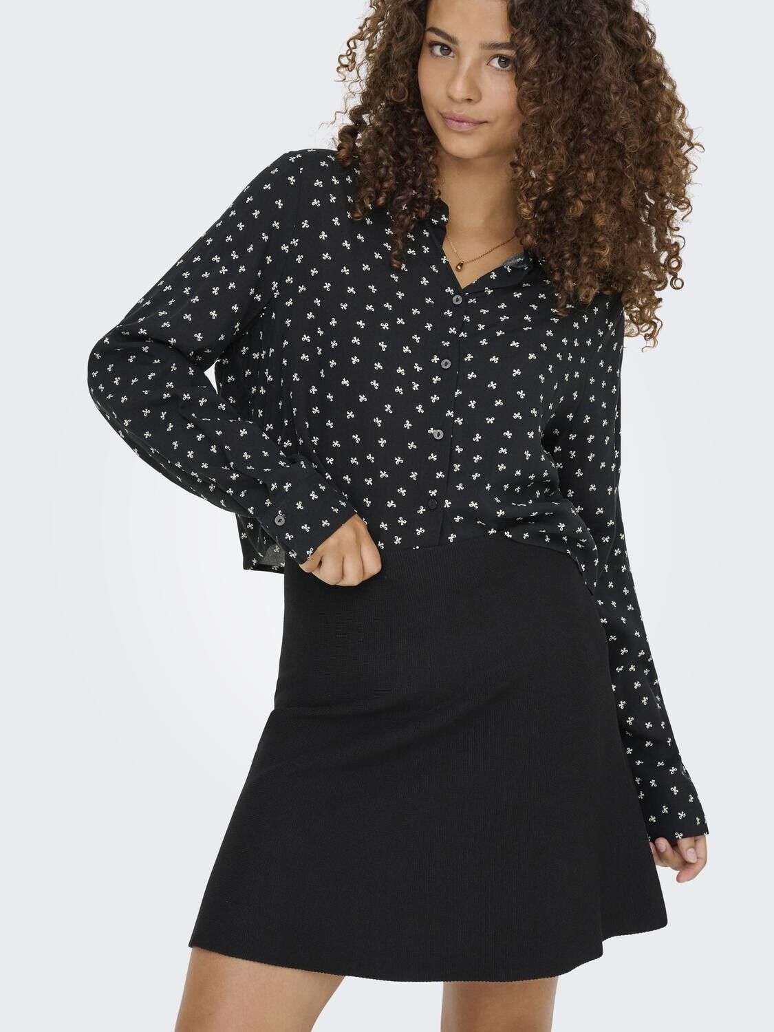 Onlmellii Short Skirt Knt