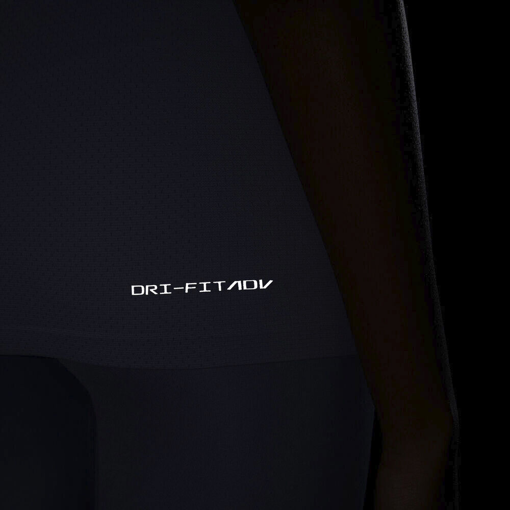 Dri-FIT ADV seamless top