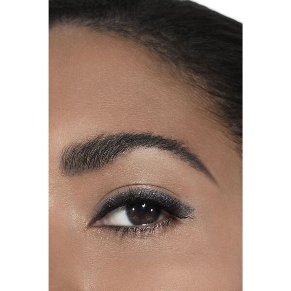 Eye Definer