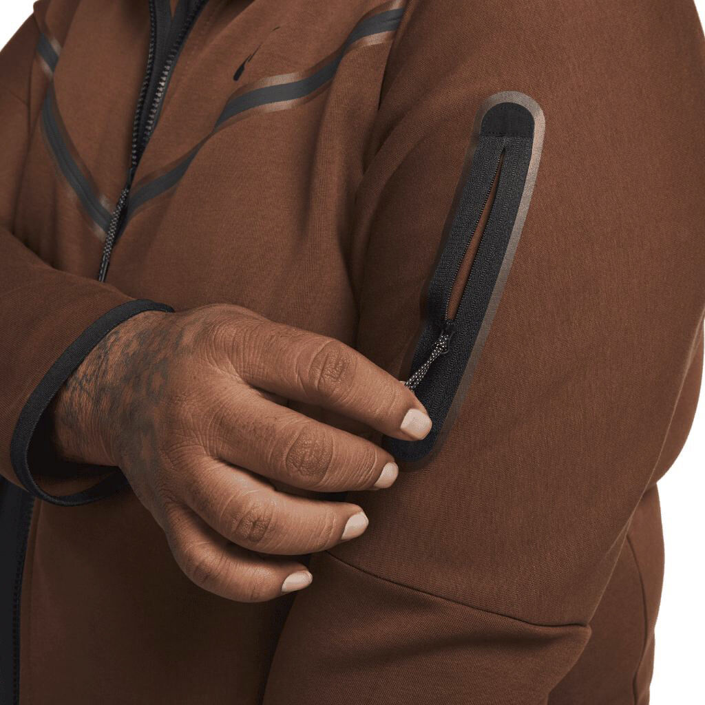 sportswear tech fleece