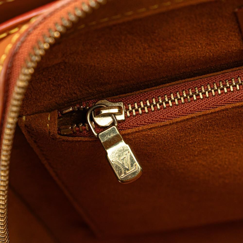 Louis Vuitton Pont Neuf