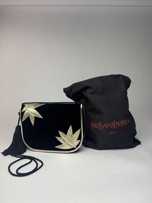 Yves Saint Laurent Shoulder Bag